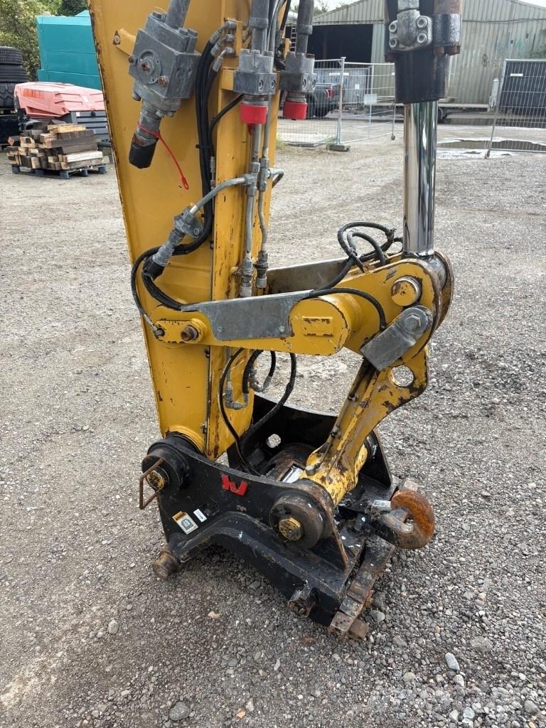 CAT M 313 D Mono Bagri na kolesih