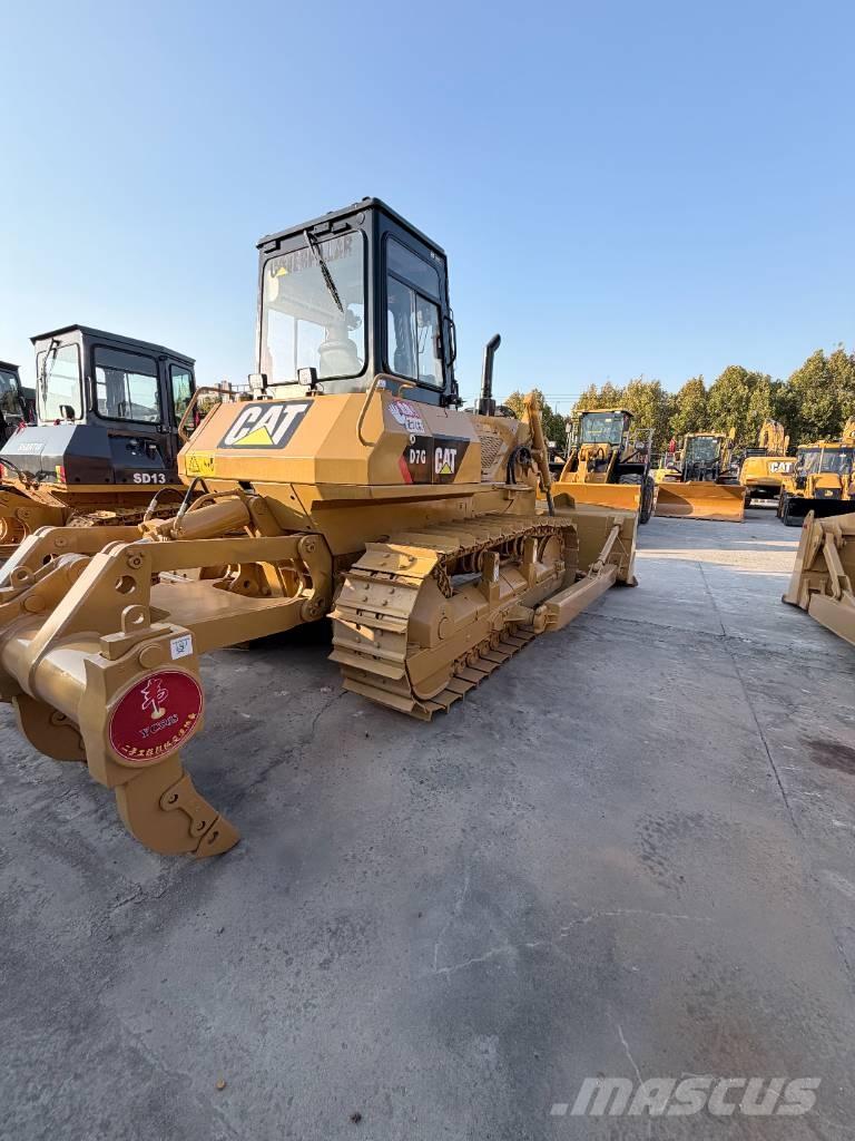 CAT D 7 G Buldožerji goseničarji