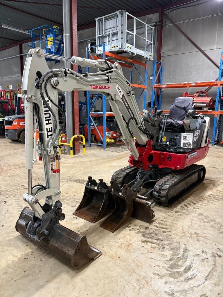 Takeuchi TB 225 Mini bagri <7t