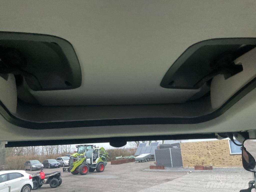CLAAS ARION 450 Traktorji