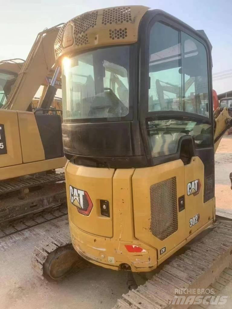 CAT 302 Mini bagri <7t