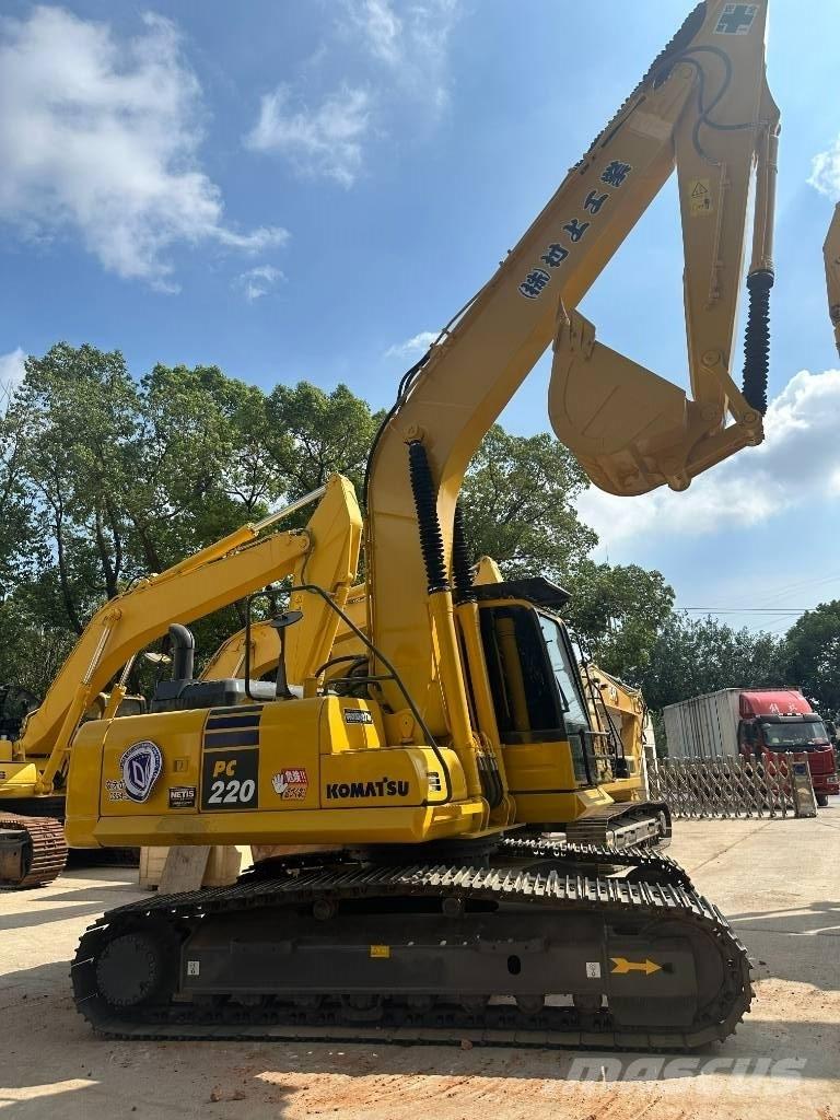 Komatsu PC 220-8 Bagri goseničarji