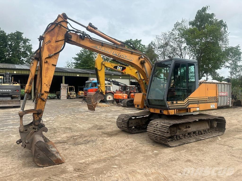 CASE 688 B 16 ton Bagri goseničarji