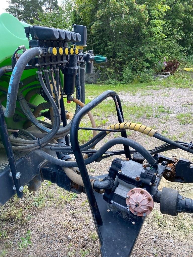 Agro A2000L/15m Vlečne škropilnice