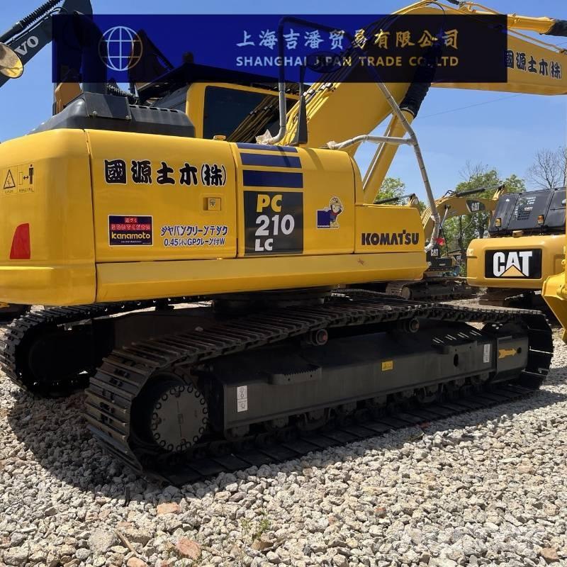 Komatsu PC 210 Bagri goseničarji