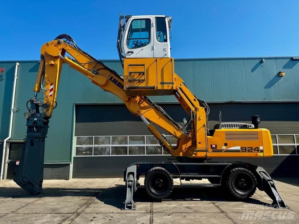 Liebherr A 924 C Bagri za prekladanje primarnih/sekundarnih surovin