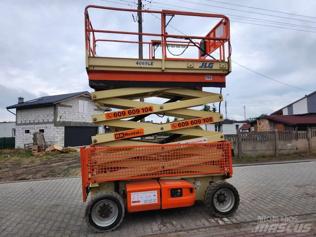 JLG E 4069 LE Škarjaste dvižne ploščadi