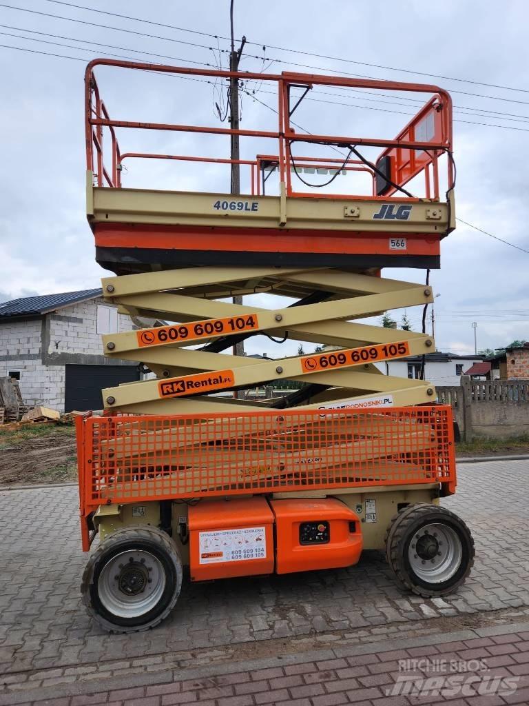 JLG E 4069 LE Škarjaste dvižne ploščadi