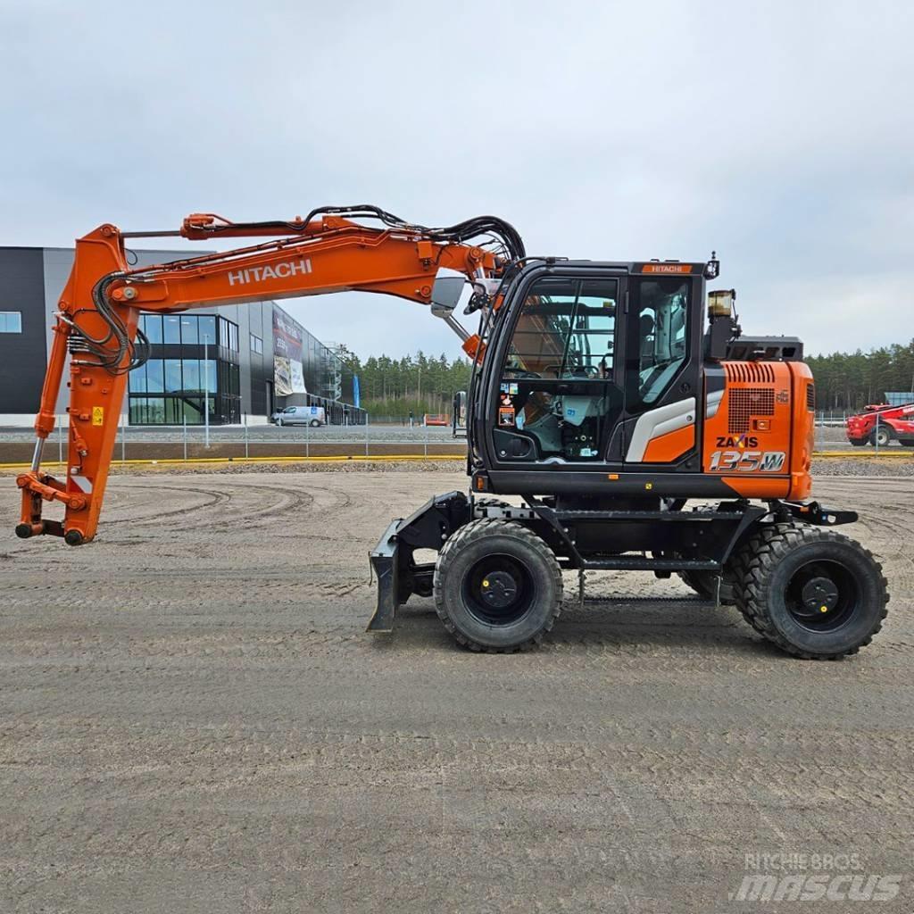 Hitachi ZX 135W Bagri na kolesih