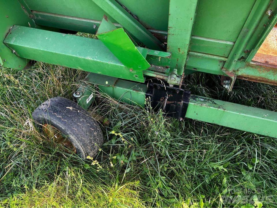 John Deere 643 Rezalne glave za kombajne