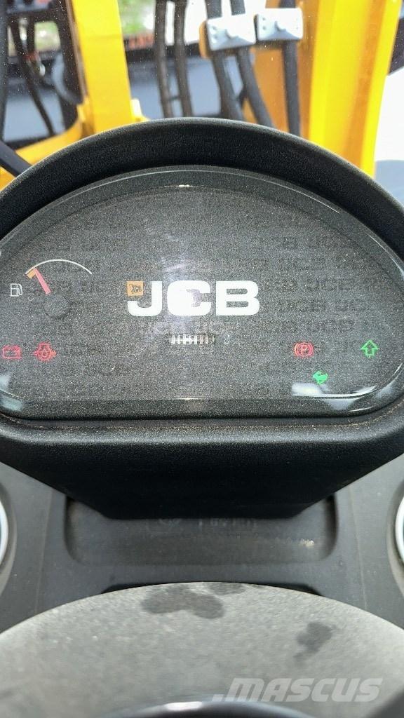 JCB 406 Kolesni nakladalci