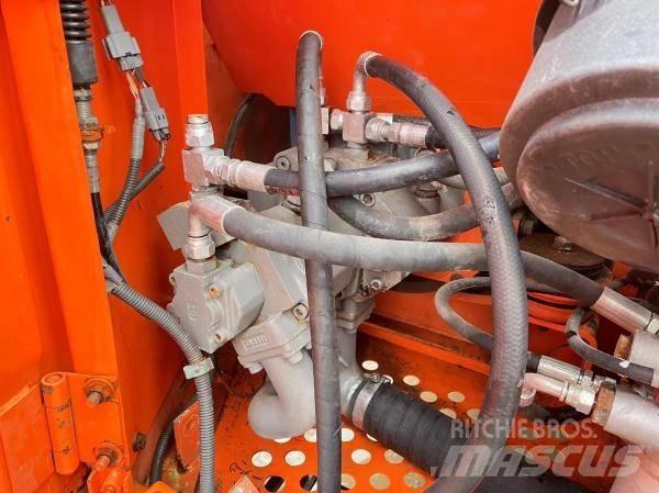 Hitachi Zaxis 70 Bagri goseničarji