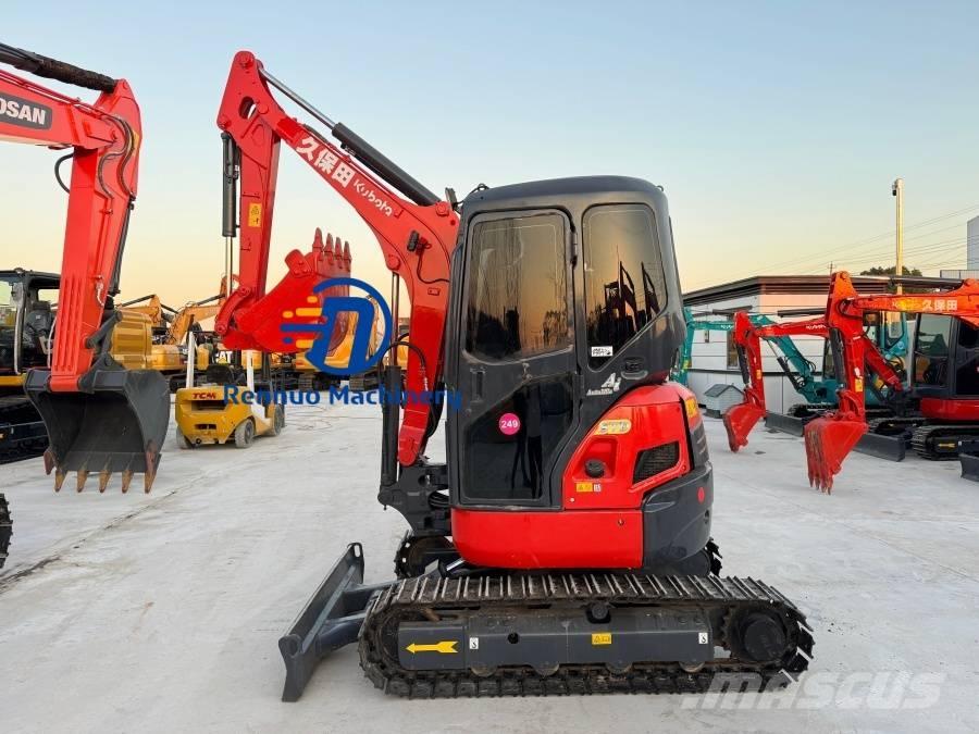 Kubota U 30 Mini bagri <7t