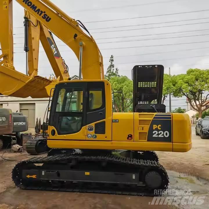 Komatsu PC220-8 Bagri goseničarji