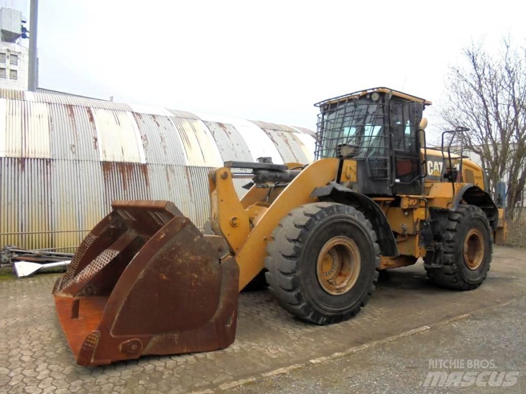 CAT 950 M Kolesni nakladalci