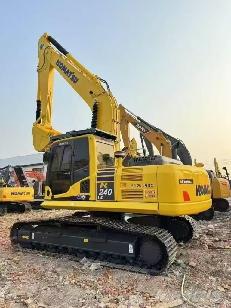 Komatsu PC 240 Bagri goseničarji