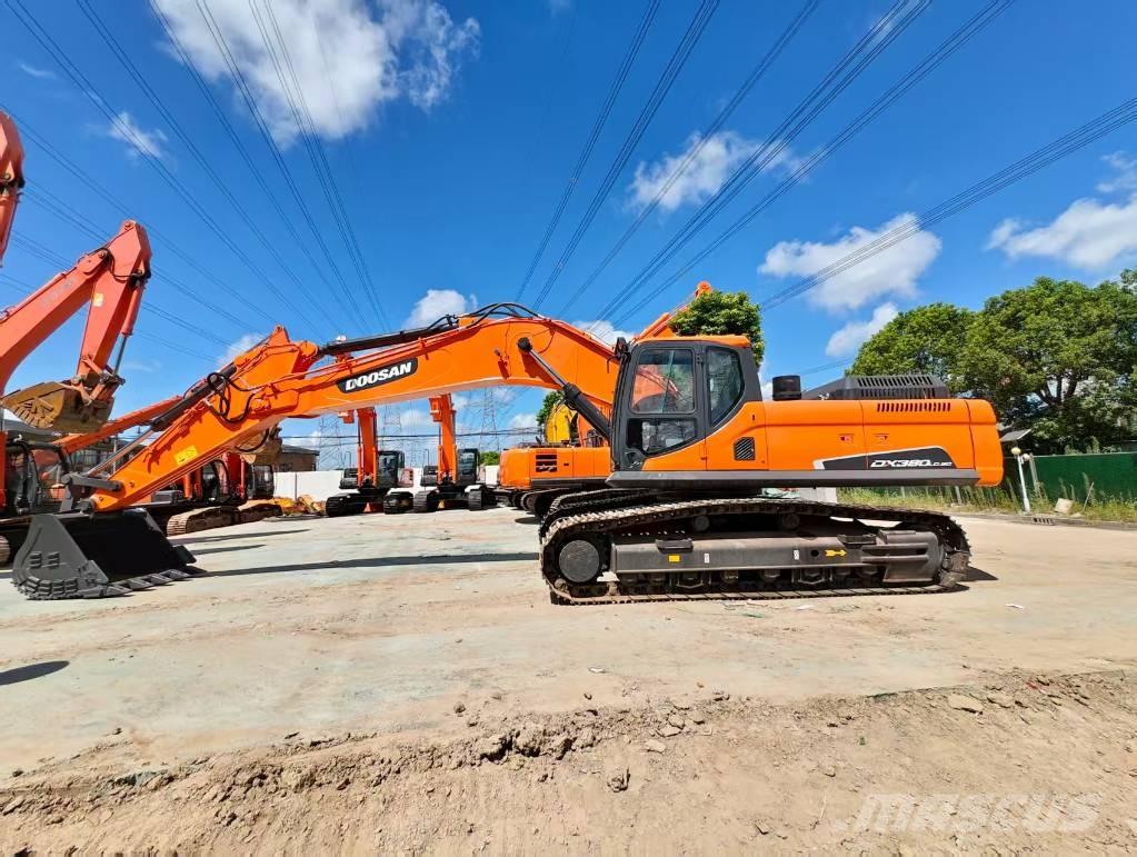 Doosan DX 380 LC Bagri goseničarji