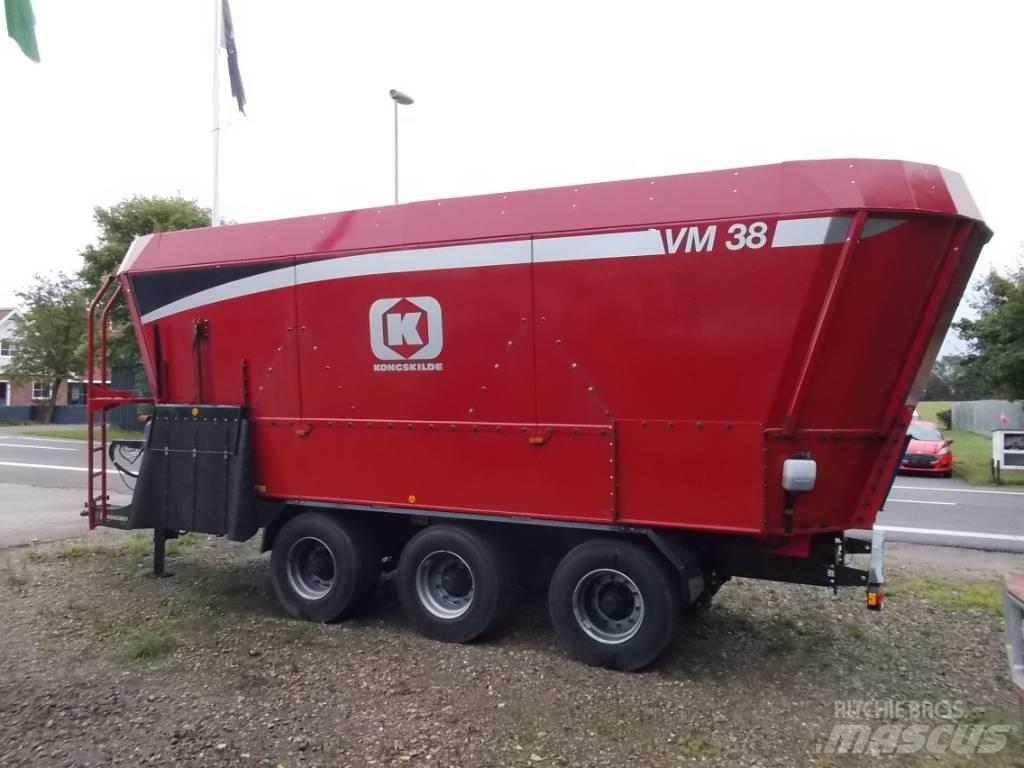 Kongskilde VM 38-3 Mešalne hranilnice