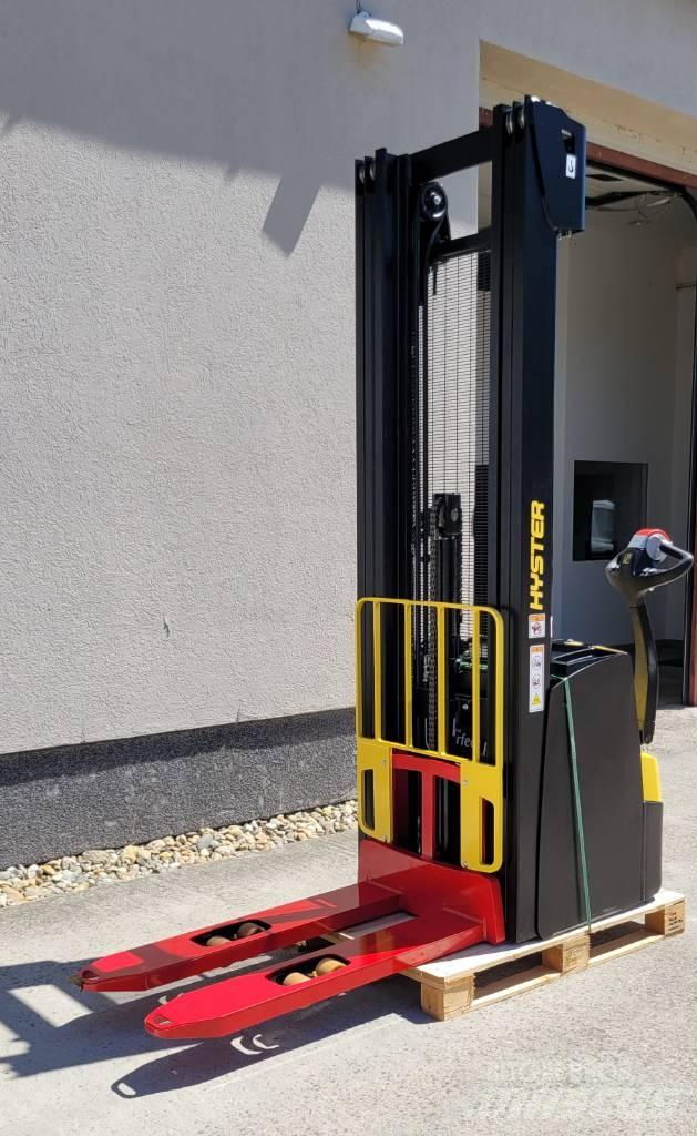 Hyster S 1.6 Ročni električni viličar
