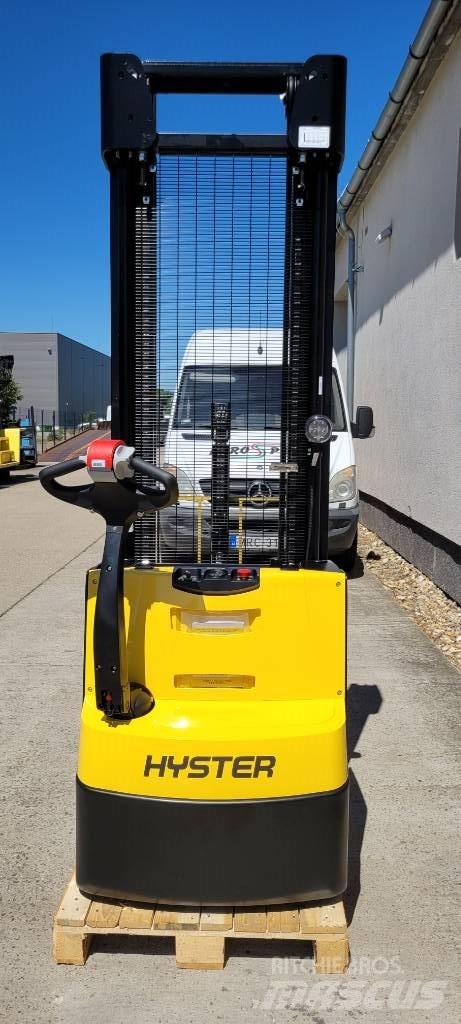 Hyster S 1.6 Ročni električni viličar