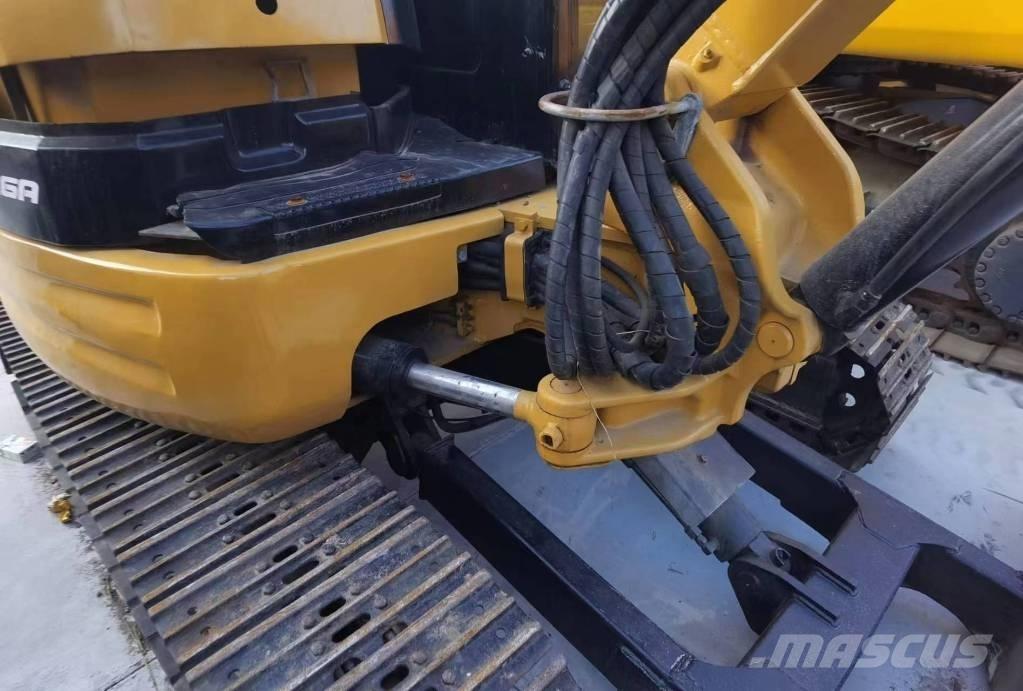 CAT 304 CR Mini bagri <7t