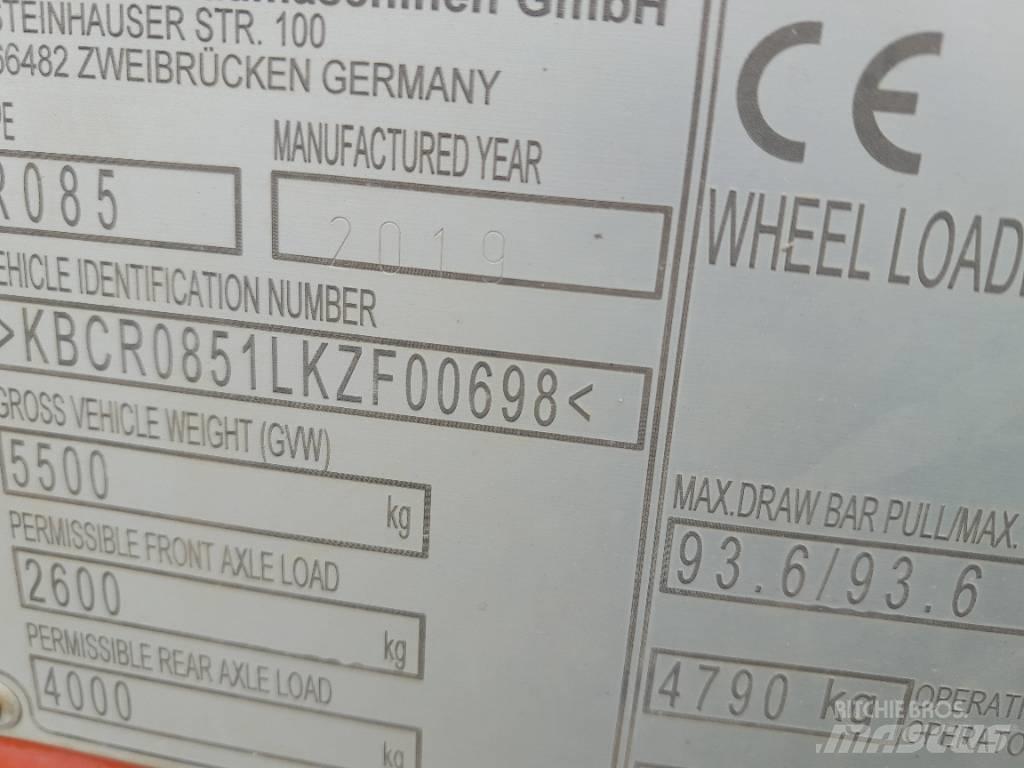 Kubota R 085 Kolesni nakladalci