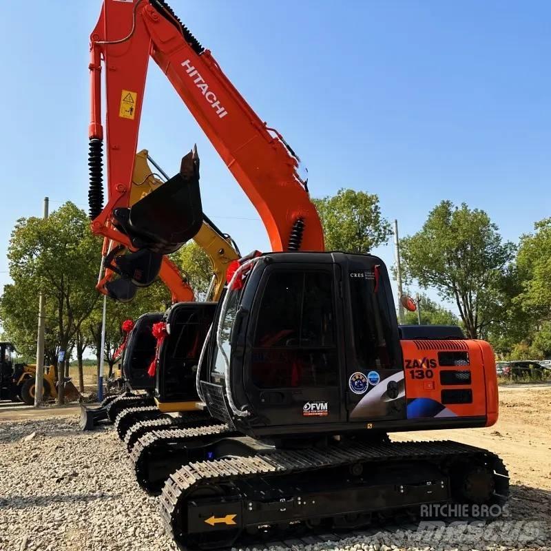 Hitachi ZX 130 Bagri goseničarji