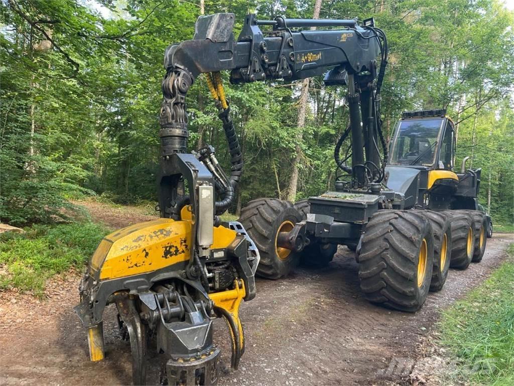 Ponsse Bear mit H8 Harvesterji
