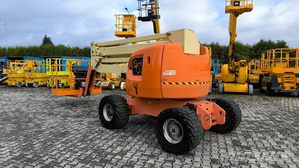 JLG 450 AJ Zglobne dvižne ploščadi