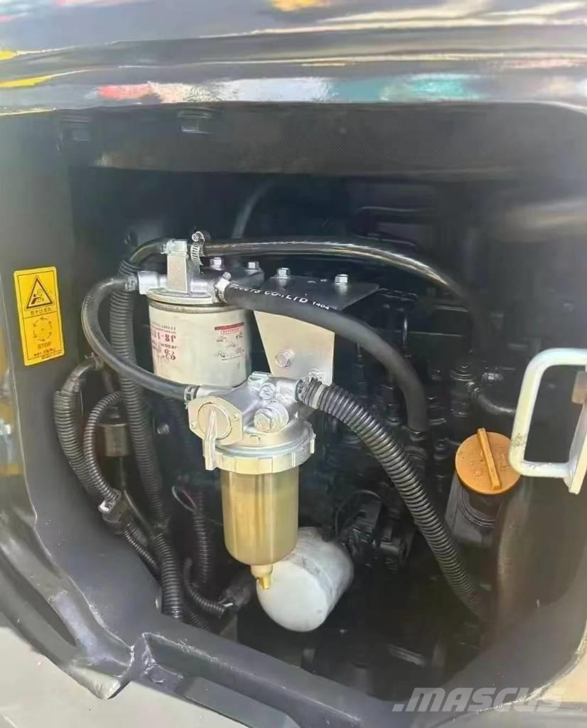 Komatsu PC 30 Mini bagri <7t