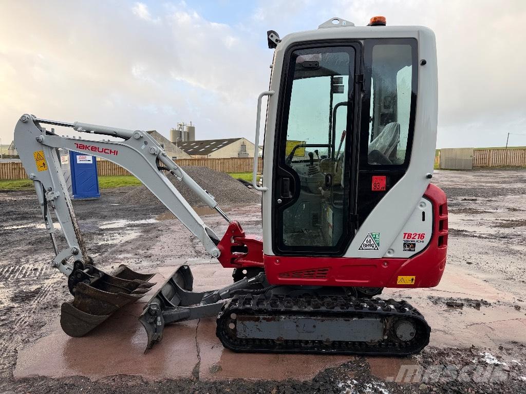 Takeuchi TB 216 Mini bagri <7t