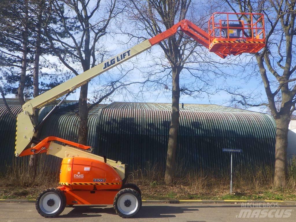 JLG 600AJ Zglobne dvižne ploščadi