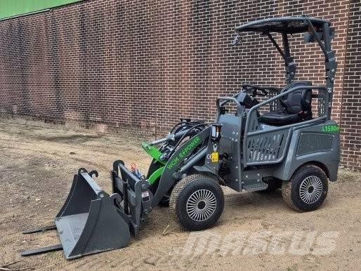 WCM L1580e Kolesni nakladalci