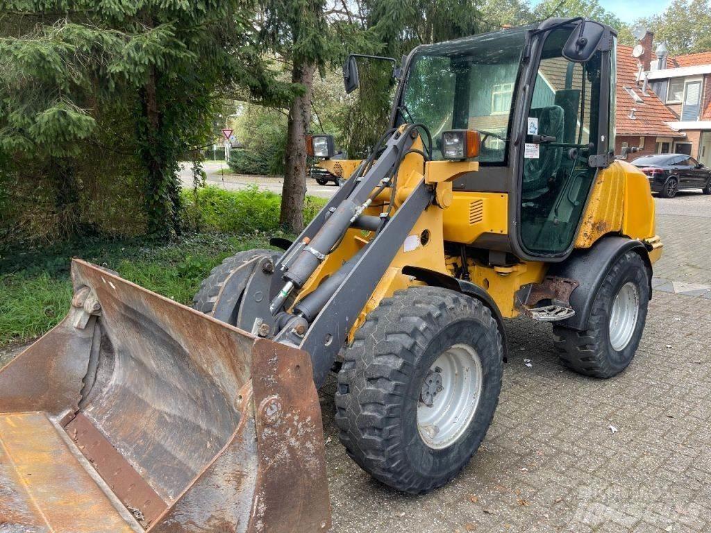 Volvo L25 Kolesni nakladalci