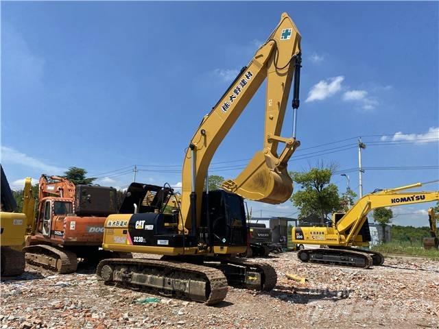 CAT 323D2L Bagri goseničarji