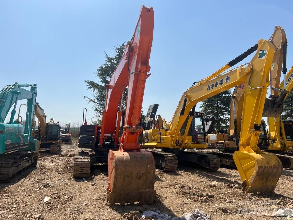 Hitachi ZX 240-3 Bagri goseničarji