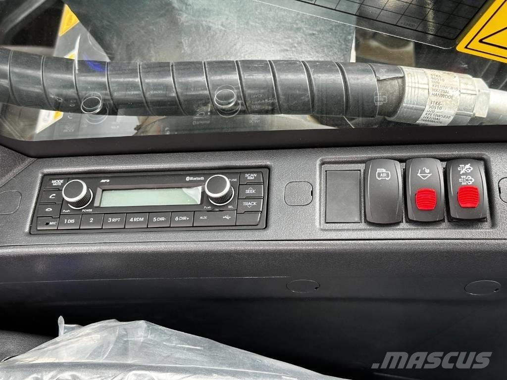 Hyundai HX 220 AL Bagri goseničarji