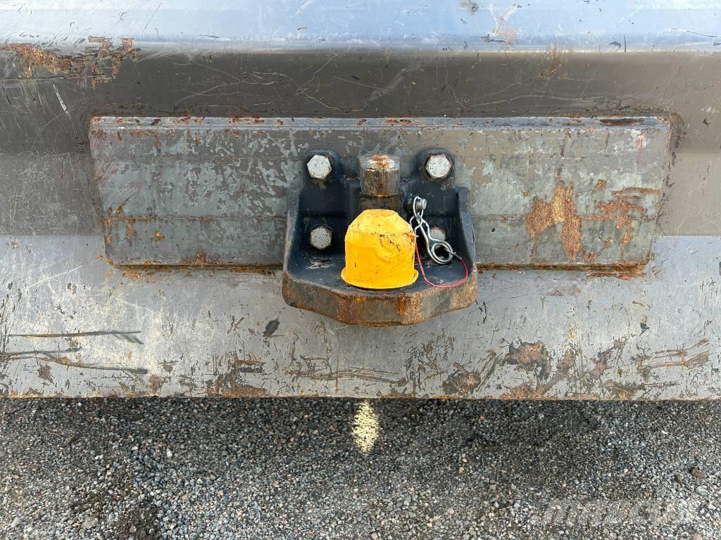 Volvo EWR130E Bagri na kolesih