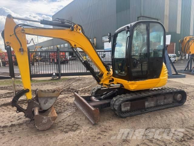 JCB 8050 Mini bagri <7t