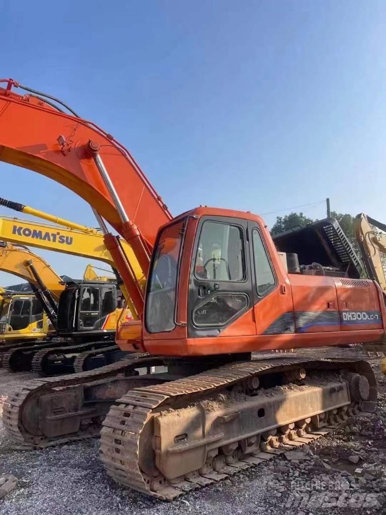 Doosan DH 300 LC-7 Bagri goseničarji