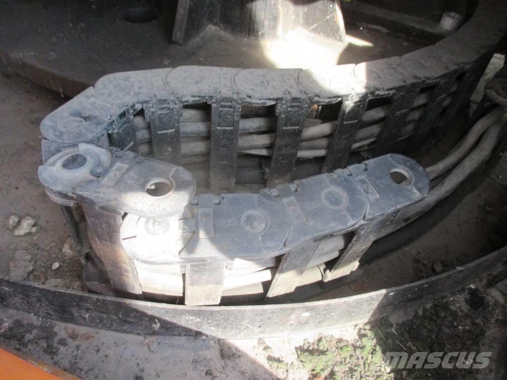 Manitou 100 VJR Vertikalna dvigala