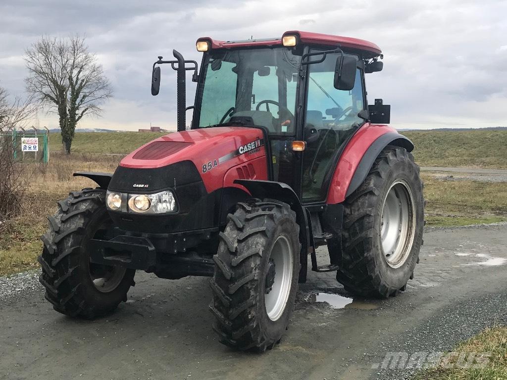 Case IH Farmall 85A Traktorji