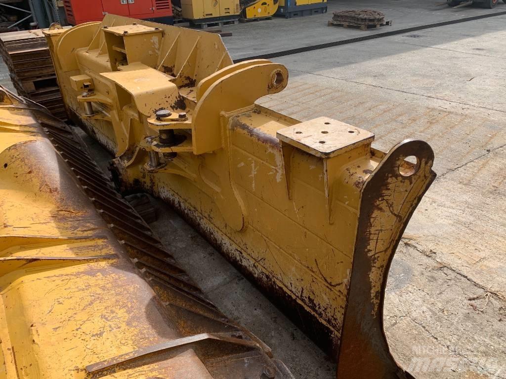 CAT D 6 N LGP Buldožerji goseničarji