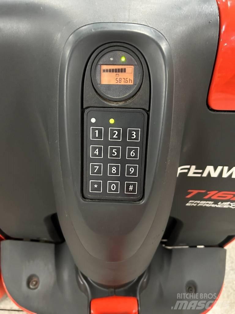 Linde T16 Električni nizko dvižni viličar