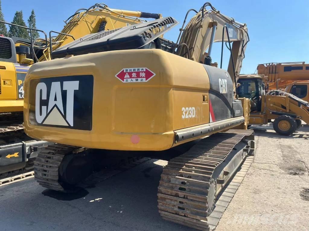 CAT 323 D L Bagri goseničarji