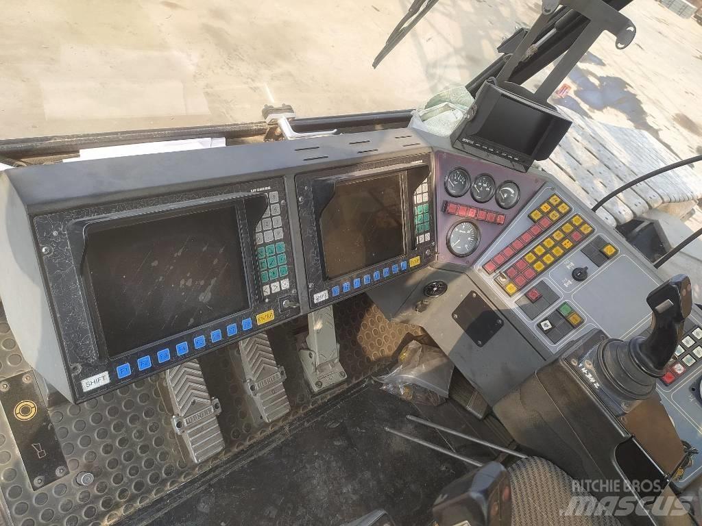 Liebherr LR 1400-2 Dvigala na gosenicah