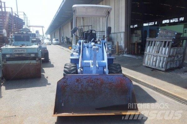 Mitsubishi WS210 Kolesni nakladalci