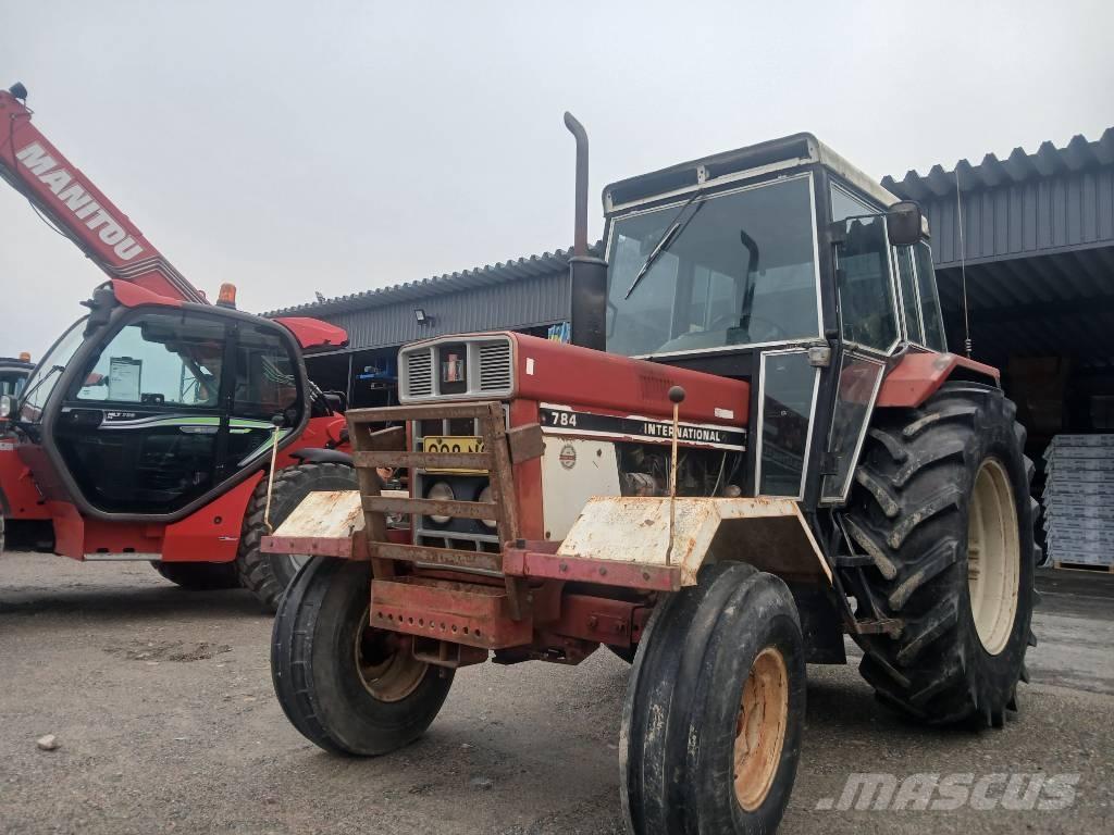International 784 Traktorji