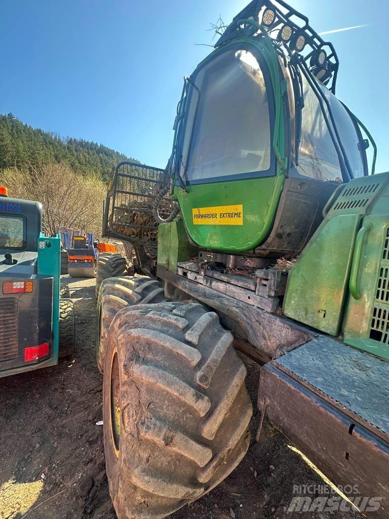 John Deere 810 E Forwarderji