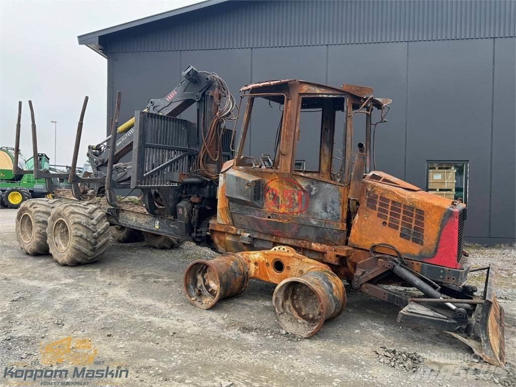 Komatsu 840TX Forwarderji